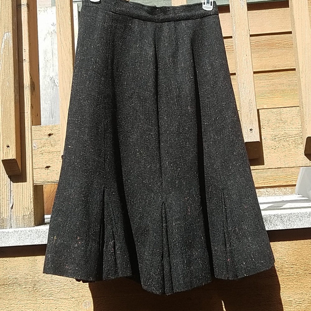 True vintage (year?) wool skirt